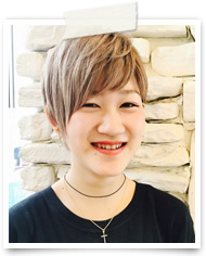 上田 朱音